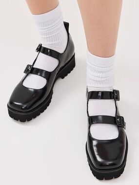 Intentionally Blank Women's Moxie Mary Janes - Black